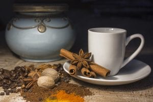 فوائد شرب القرفة قبل النوم